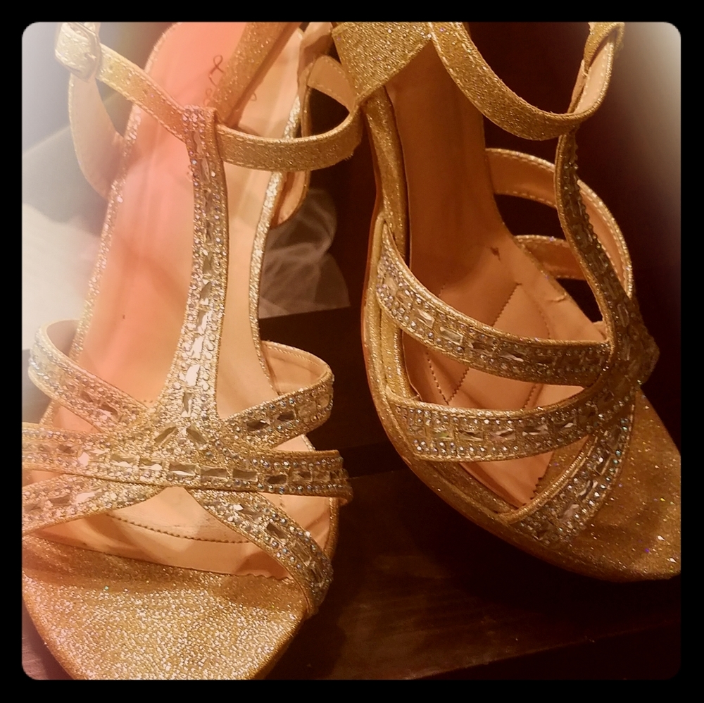 Nude/Champagne Stillettos 9W